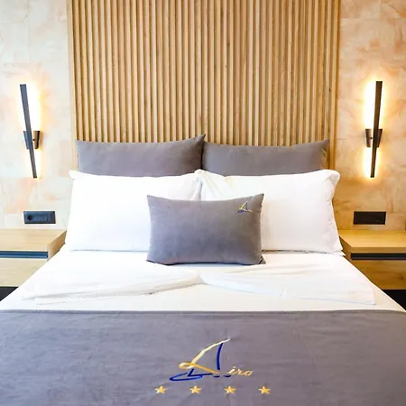 Liro - Adults Only Radhimë