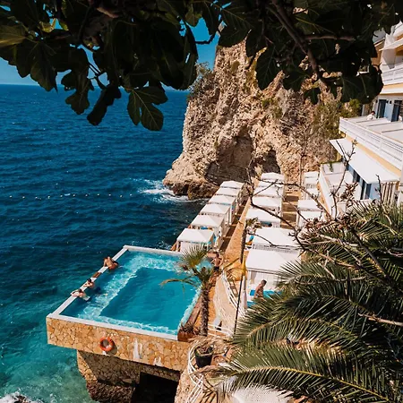 Liro - Adults Only 4*