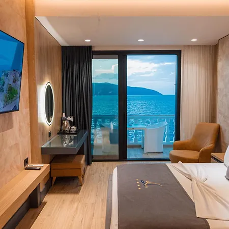 Liro - Adults Only Radhimë