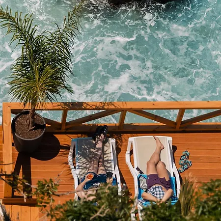 Liro - Adults Only 4* Radhimë