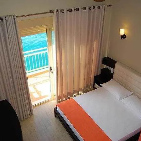Hotell Liro - Adults Only Radhimë