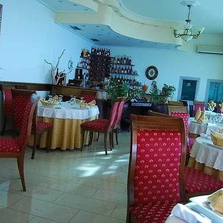 Liro - Adults Only Radhimë