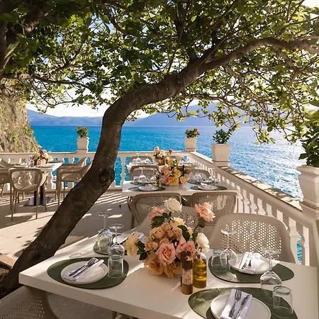 Liro - Adults Only Radhimë