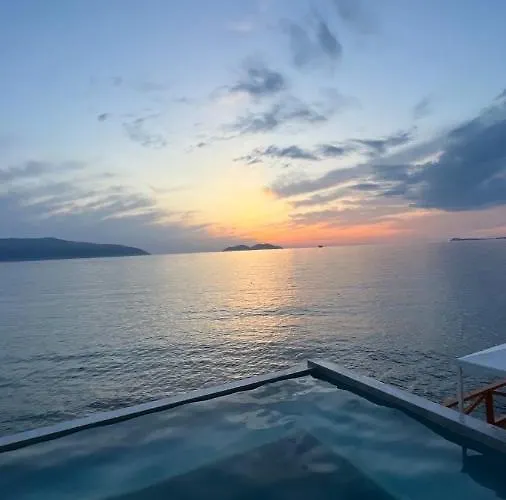 Liro - Adults Only Radhimë