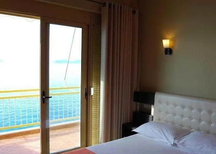 Liro - Adults Only Hotel Radhimë